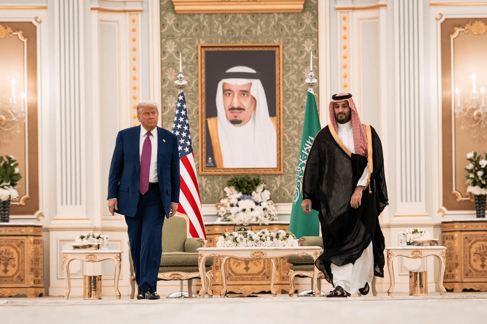 El príncipe de Arabia Saudita vuelve a EE. UU. tras una larga ausencia