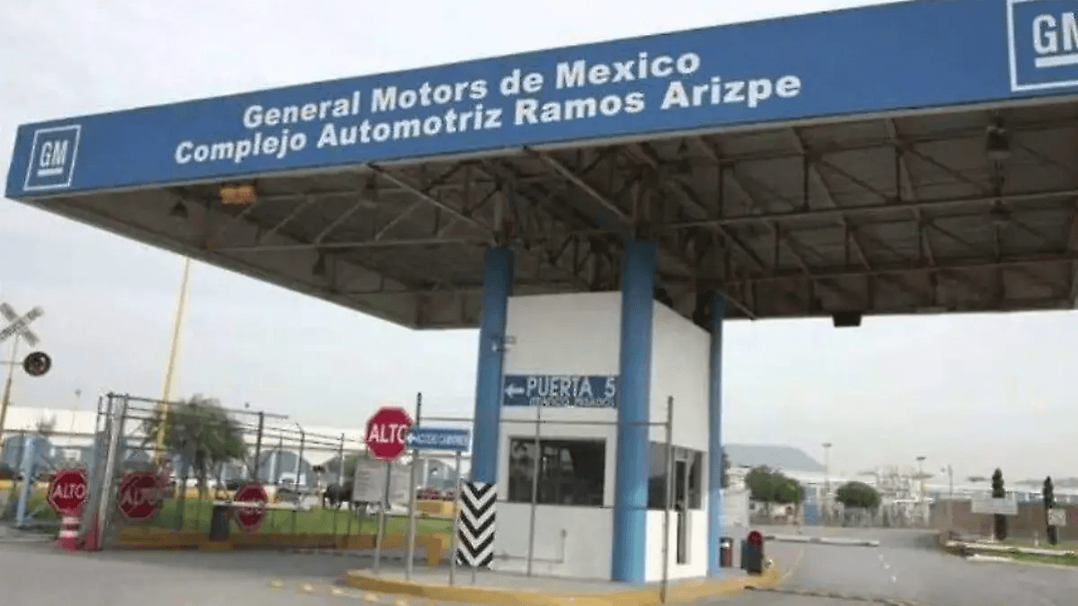 Despiden a mil 900 trabajadores de planta General Motors en Coahuila