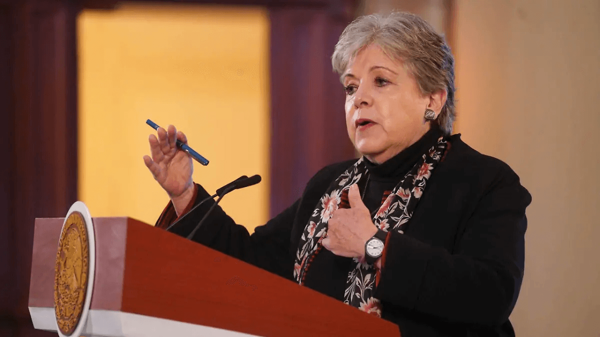 Alicia Bárcena promoverá Polos de Desarrollo en Foro Económico Mundial de Davos