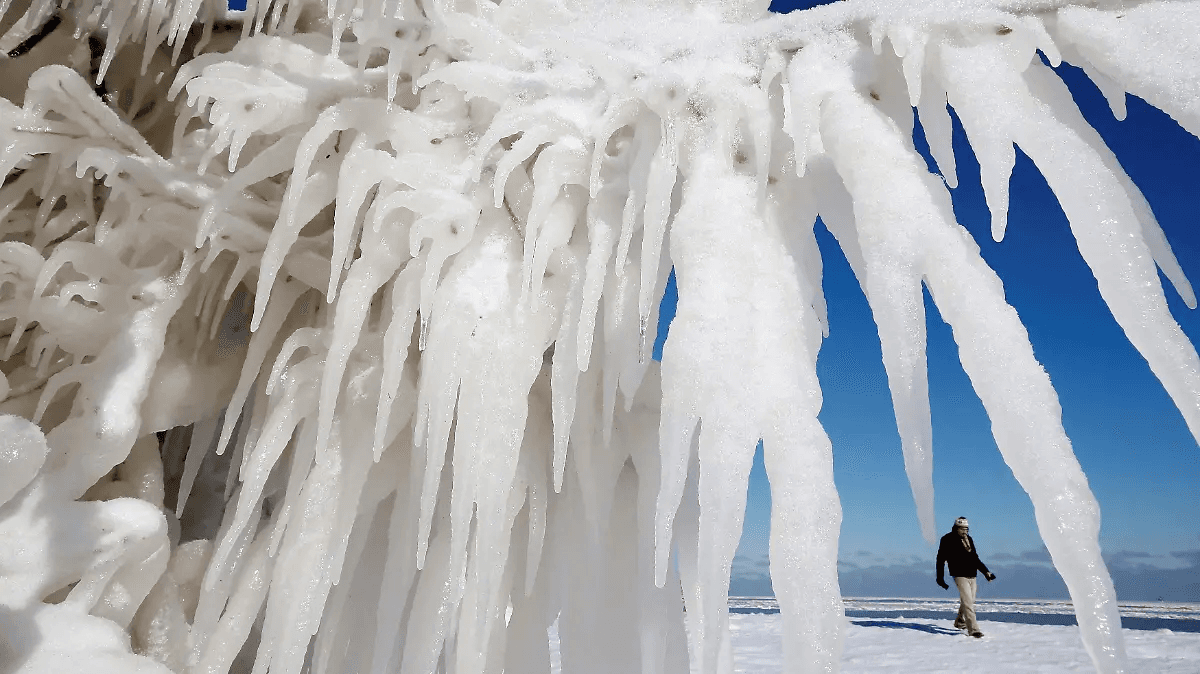 Tormenta invernal amenaza con dejar a América del Norte bajo hielo