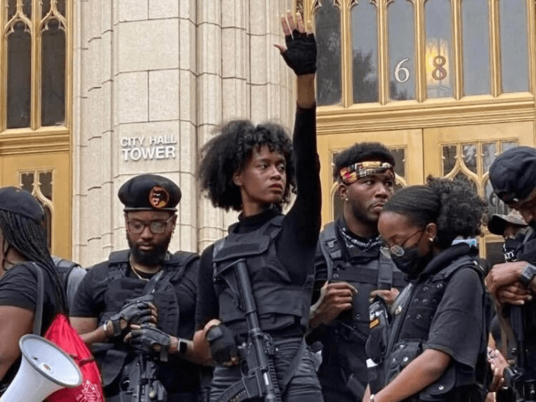 Los Panteras Negras resurgen ante ola de represión en Estados Unidos