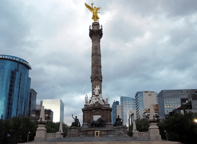 Así se movió el Ángel de la Independencia durante el sismo