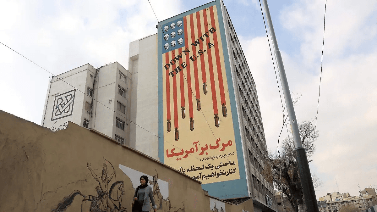 EU emite segunda alerta en menos de un mes para que sus ciudadanos abandonen Irán