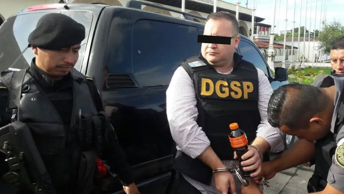 Se complica salida de Javier Duarte de la cárcel: le dictan prisión preventiva por desvío de 5 mdp