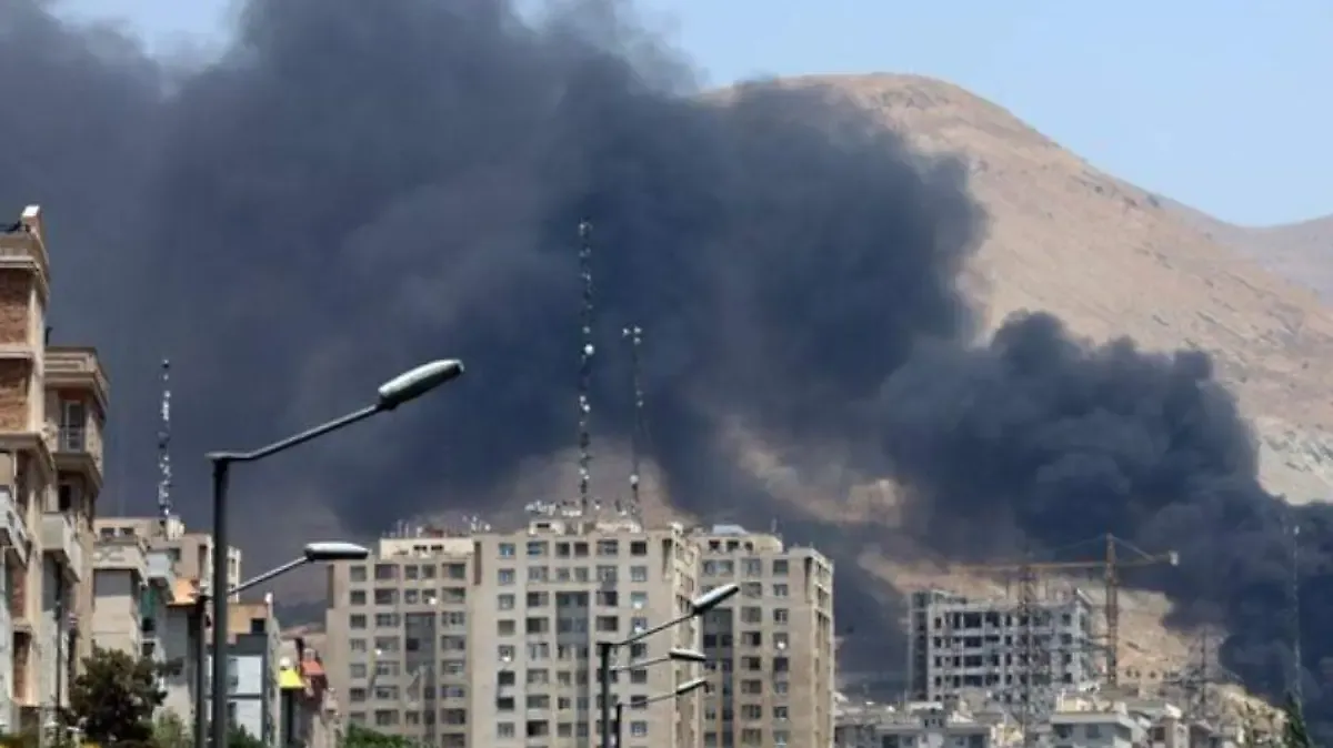 Israel y EU atacan Irán para “eliminar amenazas inminentes”