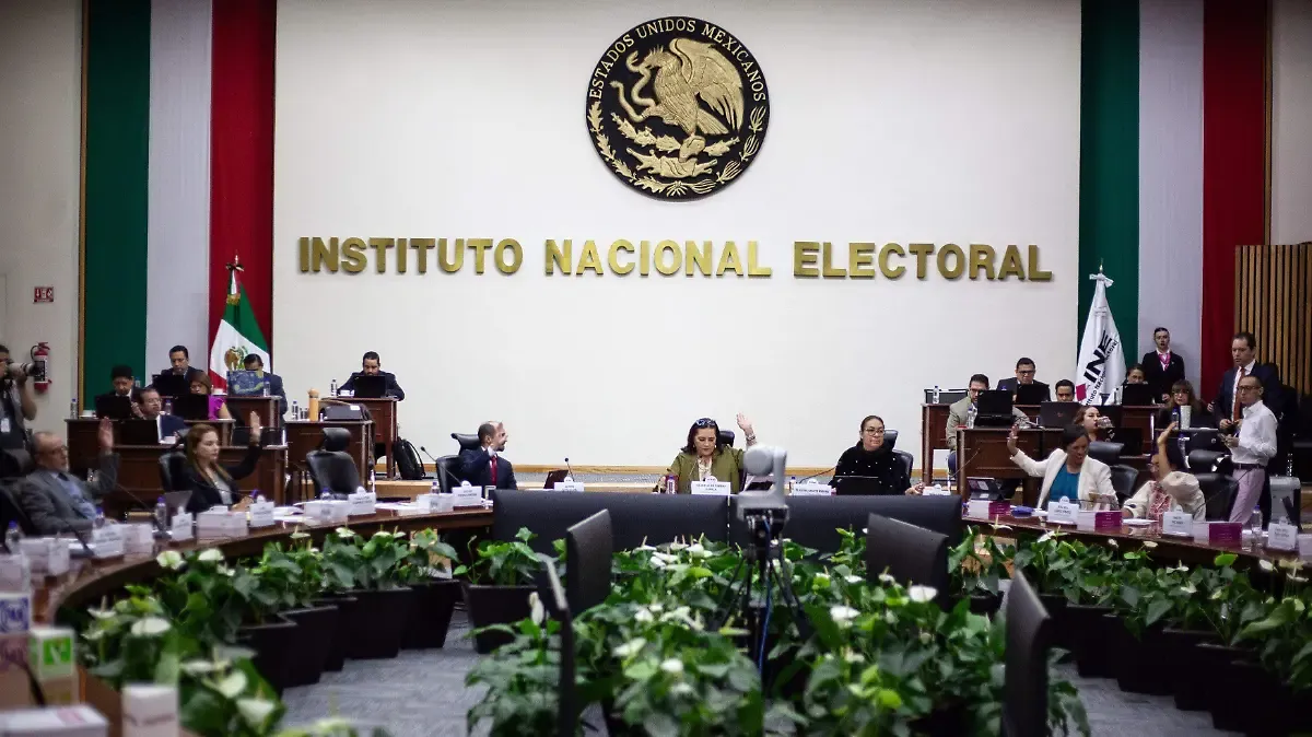 Consejeros del INE aprueban que reforma electoral no modificara al PREP