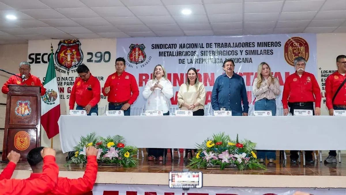 Sindicato Nacional de Mineros logra 400 lotes para vivienda de trabajadores en Veracruz