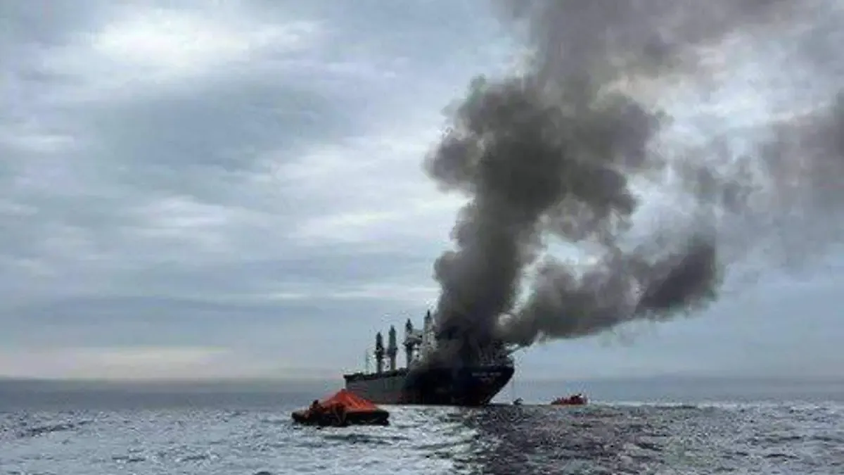 Precio del petróleo vuelve a superar los 100 dólares en medio de ataques en el estrecho de Ormuz