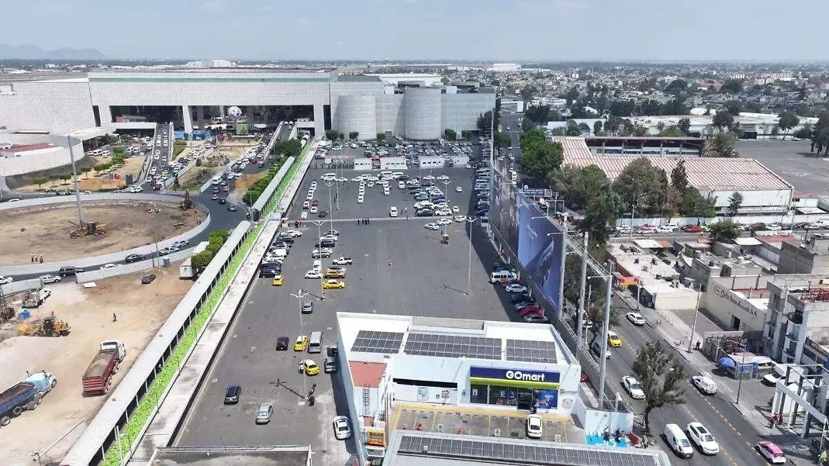 Aeropuerto Benito Juárez habilita estacionamiento temporal en Terminal 2
