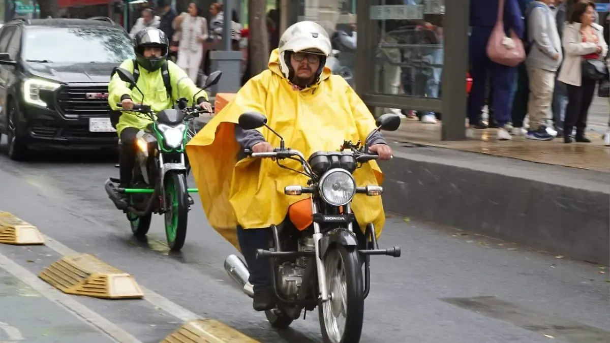 CDMX bajo Alerta Amarilla por tormentas, viento y posible granizo