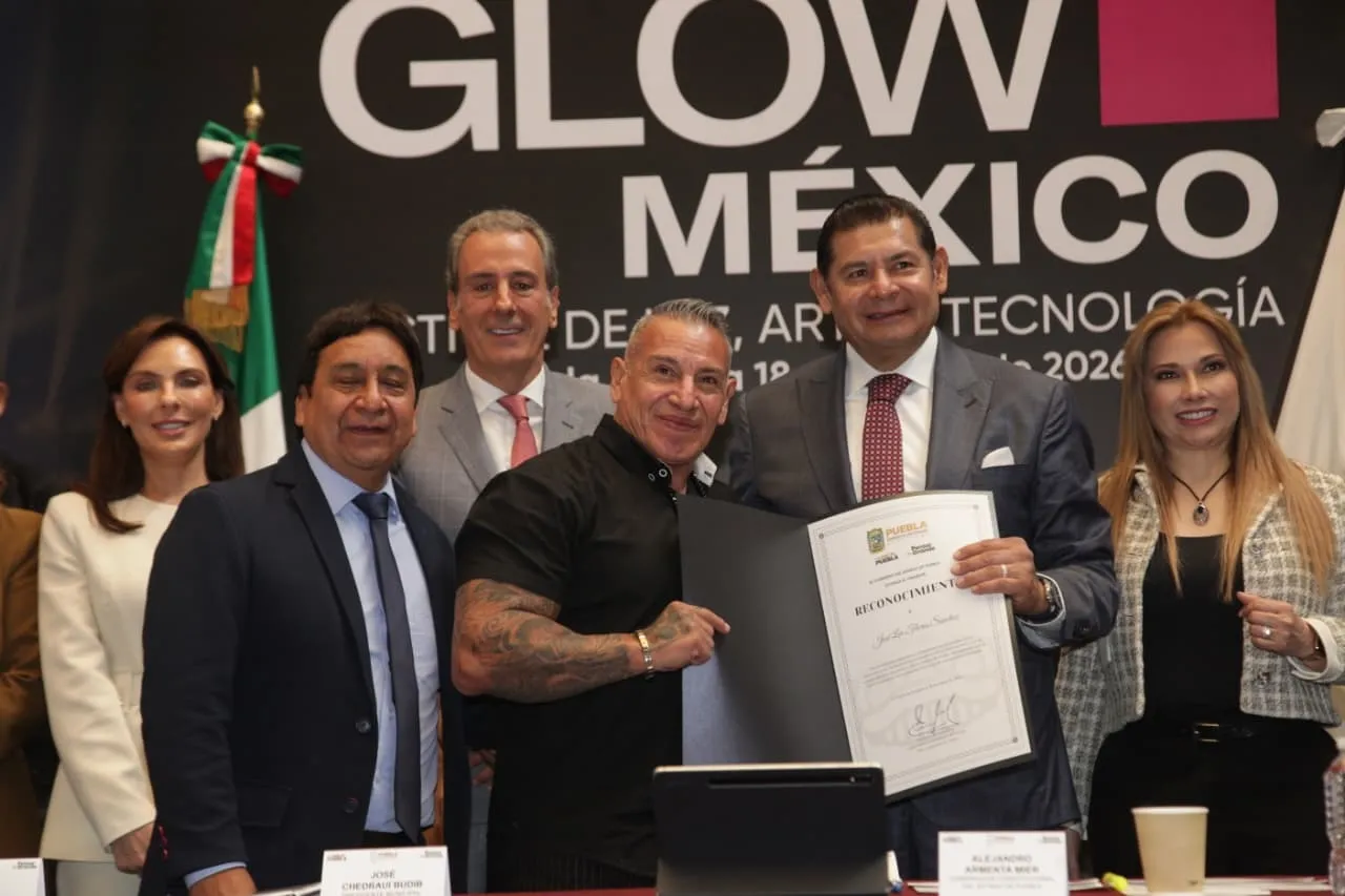 Anuncian autoridades Festival Glow México 2026 en el Centro Histórico de Puebla