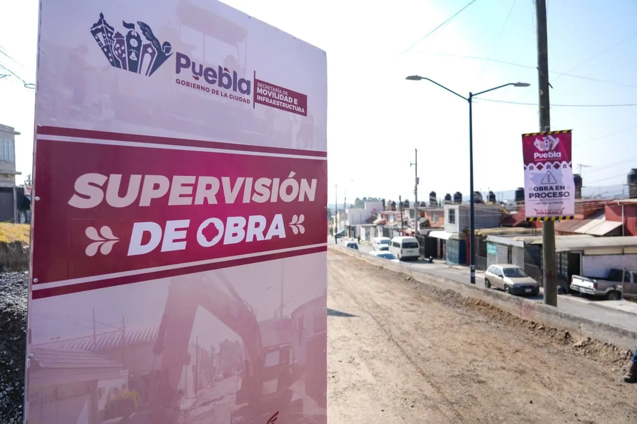 Supervisan obra vial estratégica en el sur de Puebla