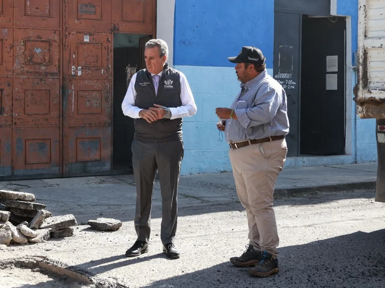 supervisan avances de bacheo en el Barrio de Analco