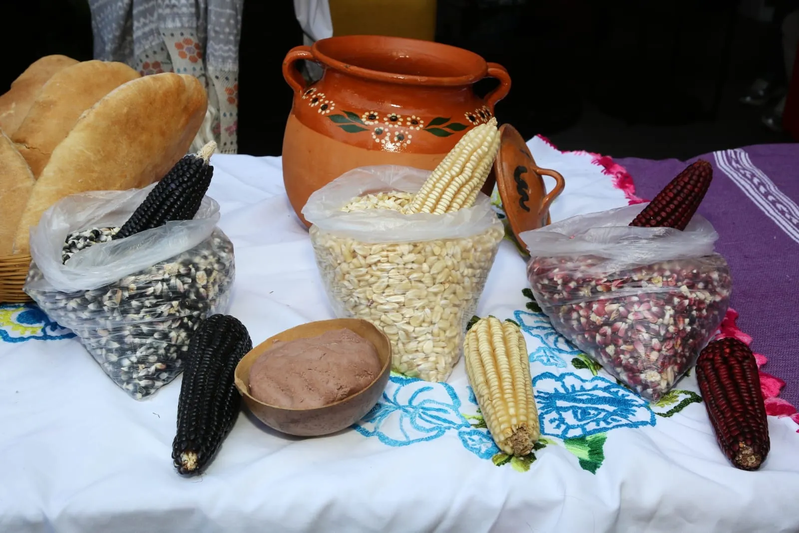 Impulsan tradiciones con el Festival de la Gordita en Puebla