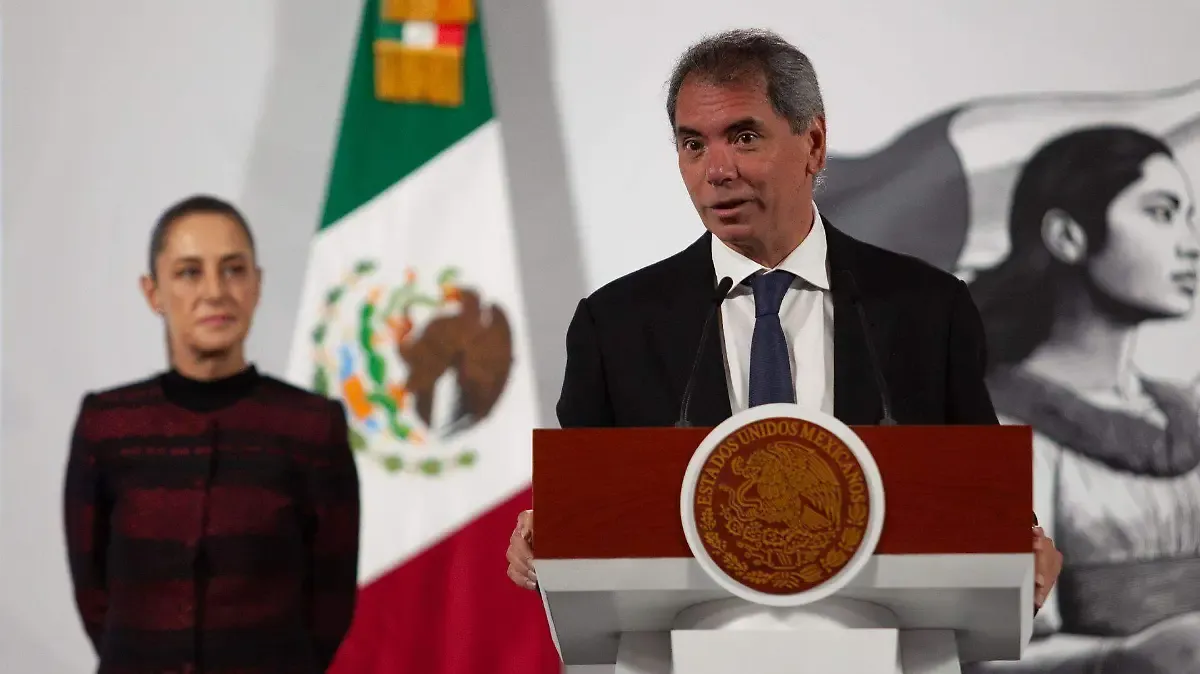 Economía crecerá hasta 2.8% este año, según Hacienda