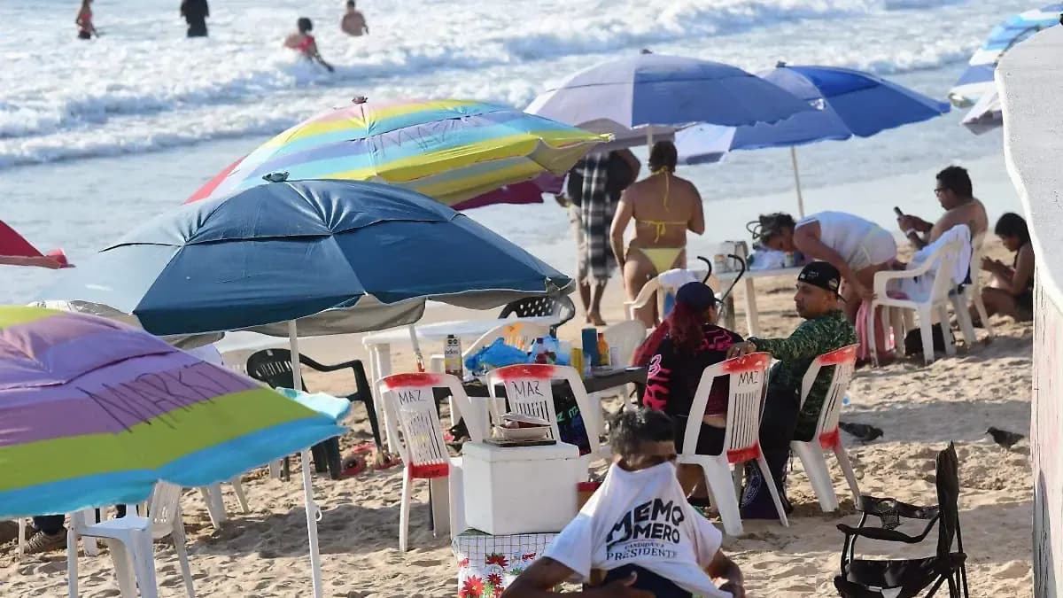 Gobierno de Mazatlán prohíbe acampar en las playas; su uso es de 7am a 7pm