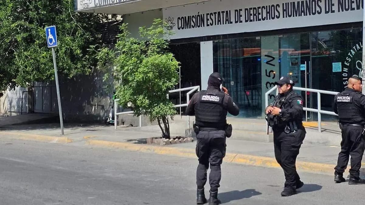 Amenaza de bomba en la CEDH moviliza a policía y Protección Civil en Monterrey