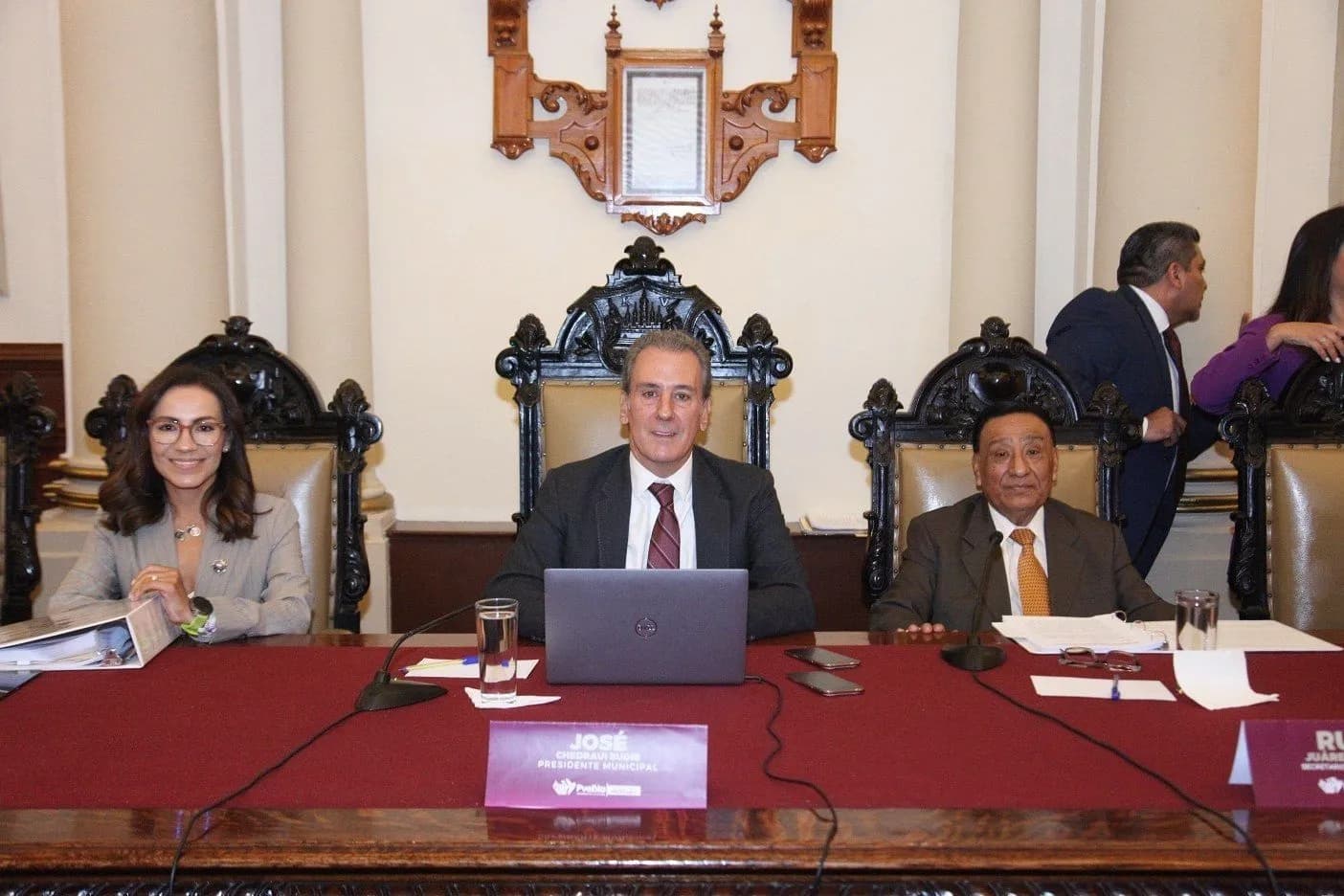 Autoriza Cabildo de Puebla financiamiento para infraestructura y liquidez municipal