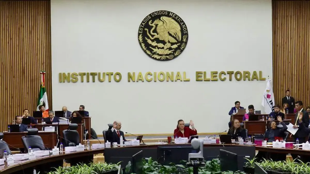 Jucopo acuerda nombrar a dos mujeres y un hombre en Consejerías del INE