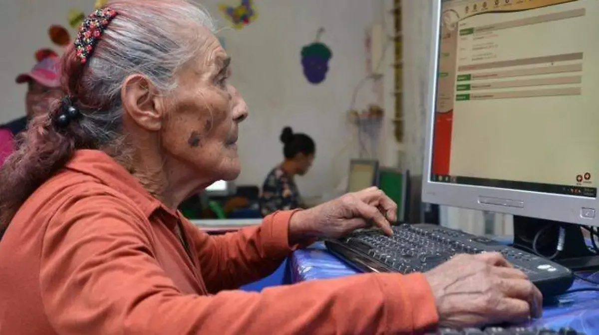 SEP inicia jornada de alfabetización masiva para adultos en todo el país