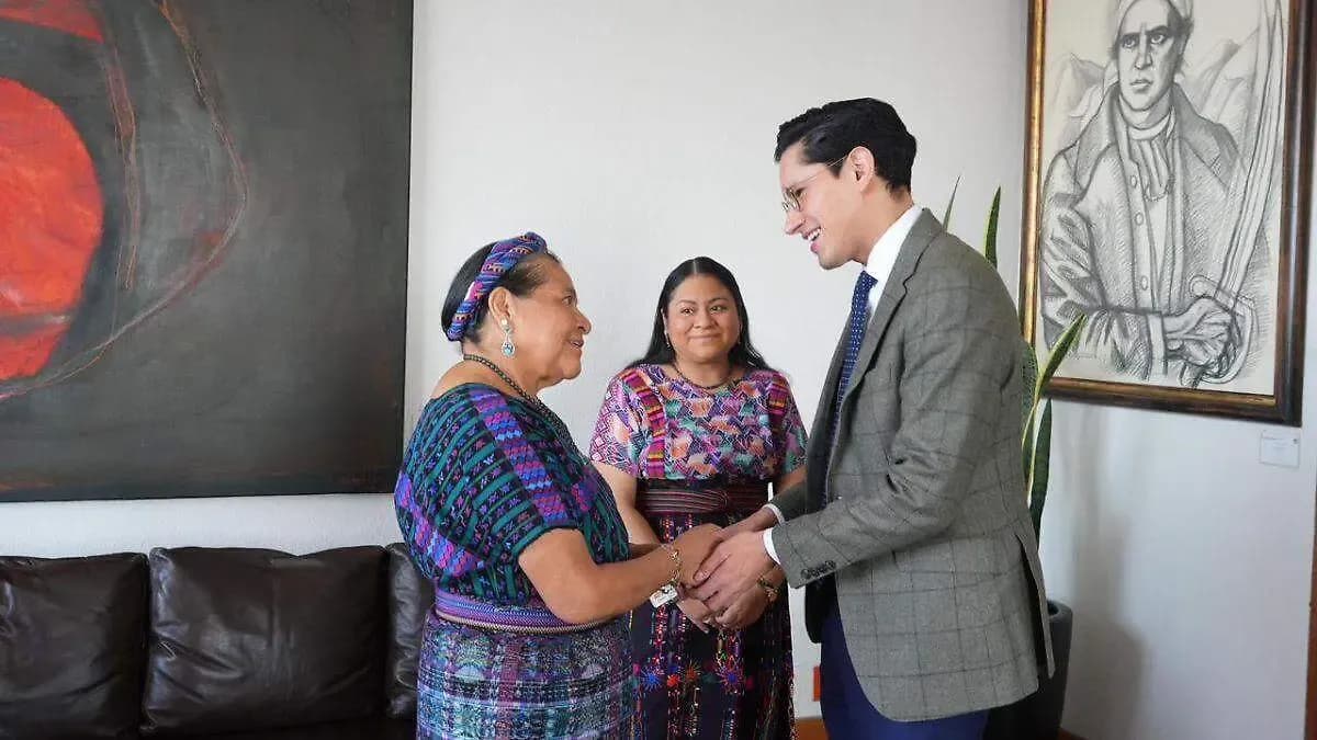 Designa SRE a Rigoberta Menchú como Alta Consejera para derechos de las mujeres y pueblos indígenas