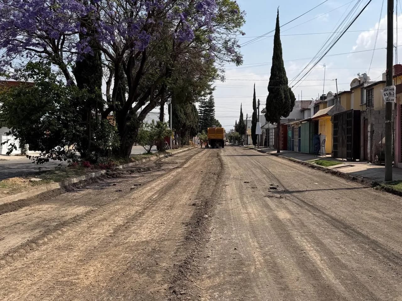 Avanzan con la rehabilitación vial en Bosques de Amalucan