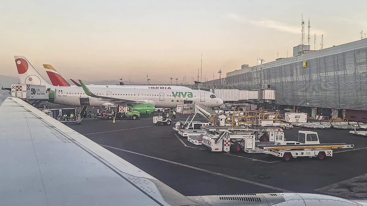 Descartan explosivos tras revisión de avión en el AICM