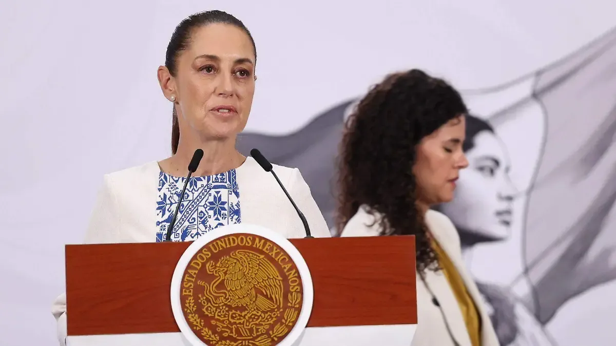 Sheinbaum firma decreto para facilitar la inversión