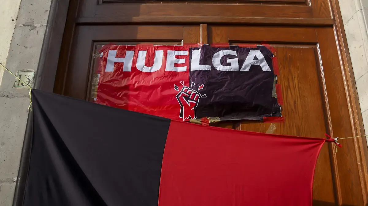 Huelga en Nacional Monte de Piedad: juez cita a 7 integrantes del Patronato a reunión con sindicato
