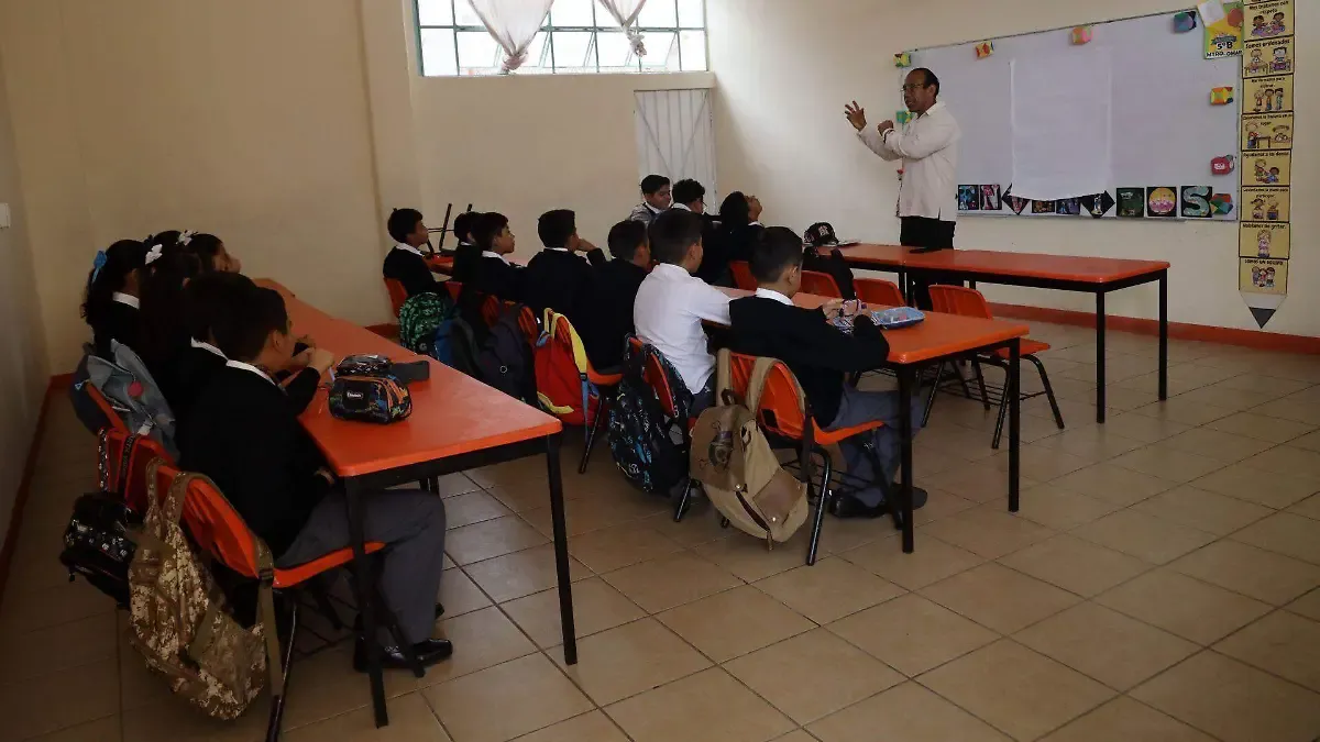 Sheinbaum pide no afectar las clases tras adelanto de vacaciones por Mundial