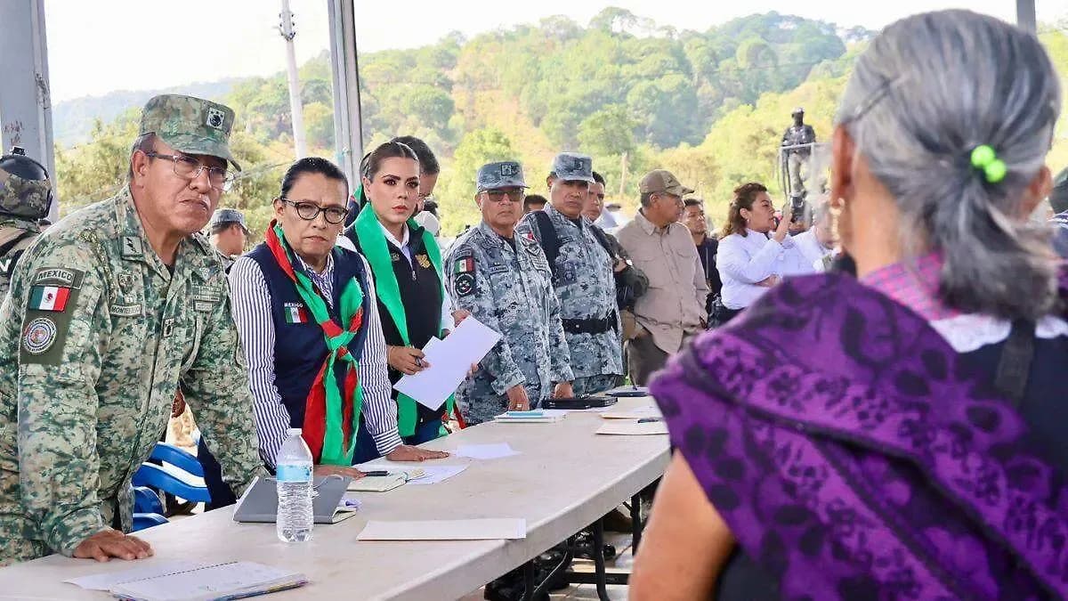 Segob promete restablecer bases militares en Chilapa tras desplazamientos por violencia