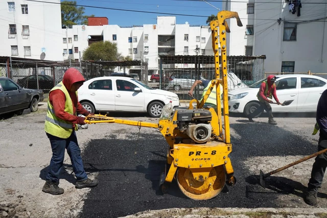 Refuerzan mantenimiento vial en zonas prioritarias