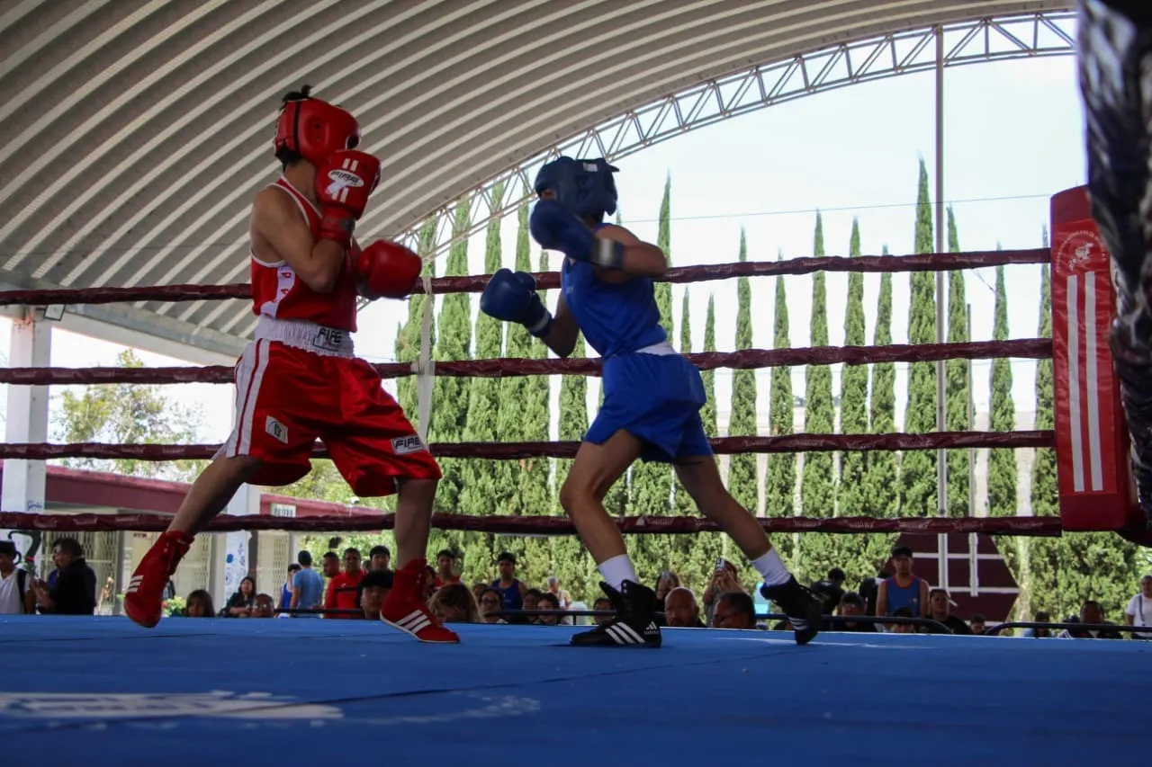 Continúa Torneo de Barrios de Box con alta participación
