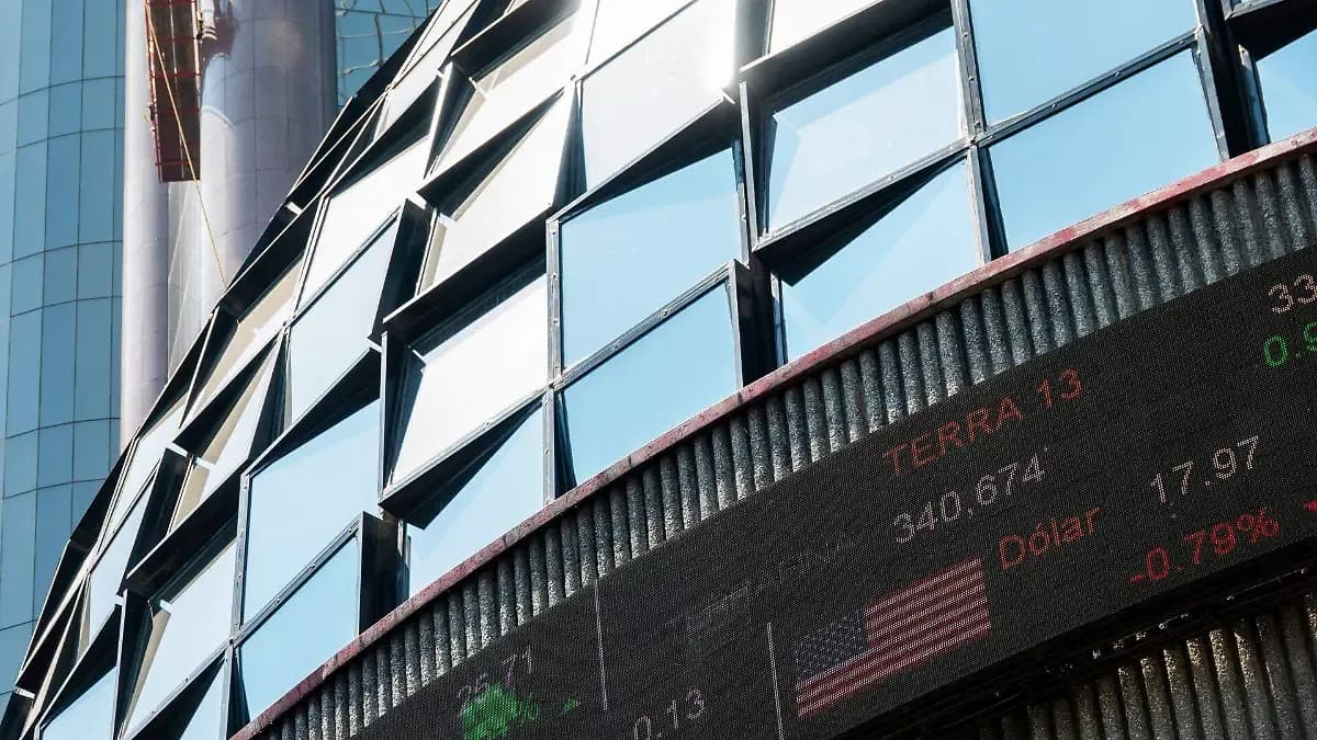 Bolsa Mexicana de Valores gana 1.19 por ciento y el IPC supera las 70 mil unidades