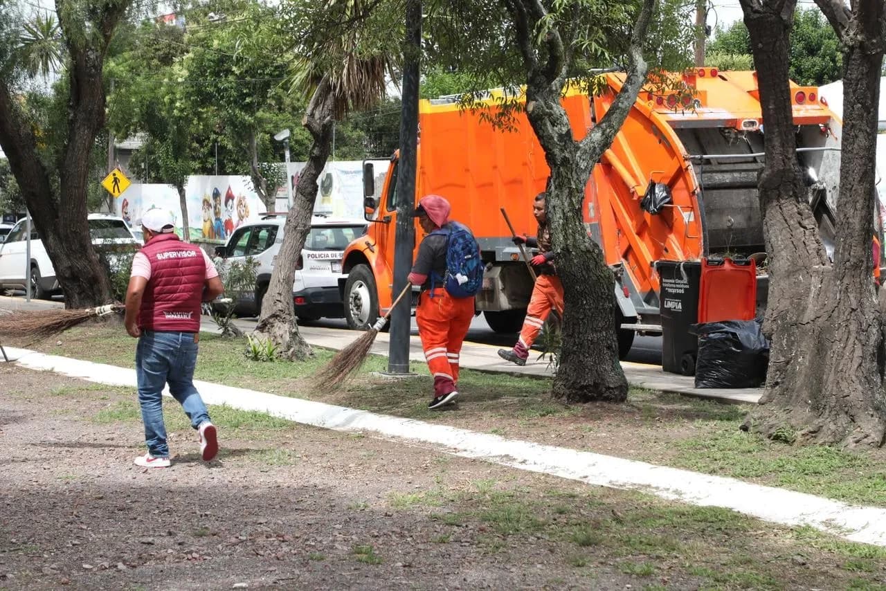 Impulsan limpieza en parques de la ciudad