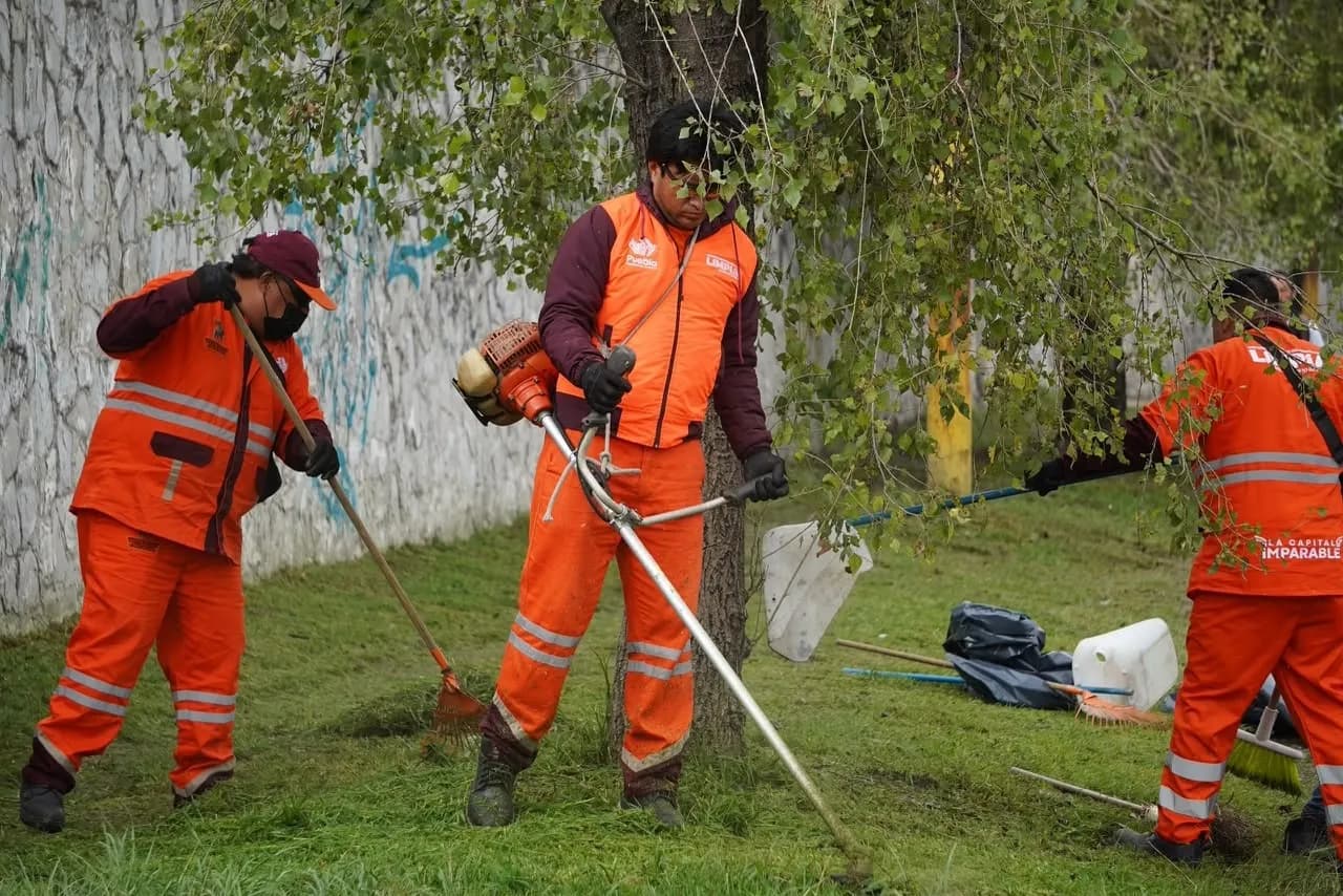 Refuerzan limpieza en zonas públicas