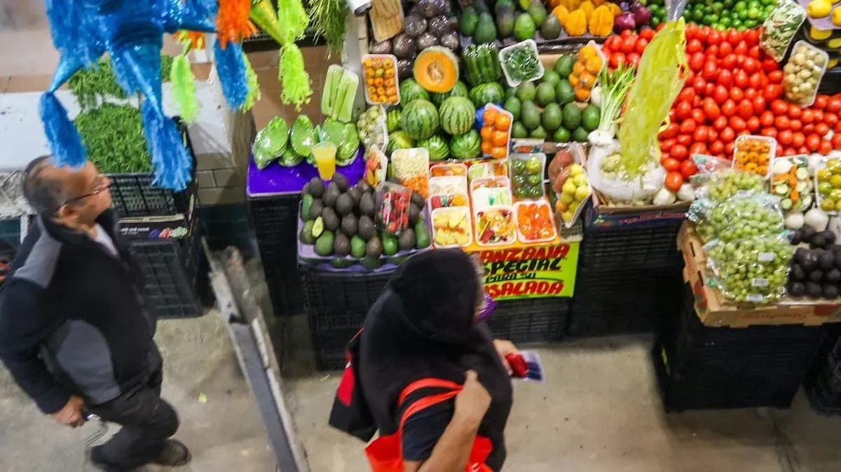 Familias destinaron hasta 2 mil 600 pesos a la canasta básica en mayo