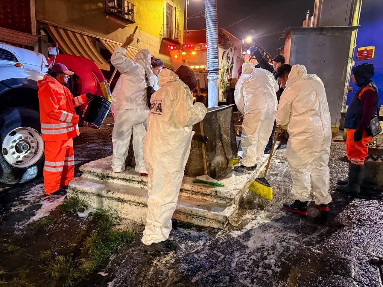 Refuerzan limpieza en el Centro Histórico