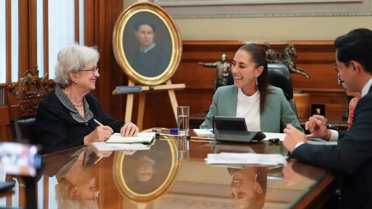 Sheinbaum y primera ministra de Barbados acuerdan fortalecer cooperación