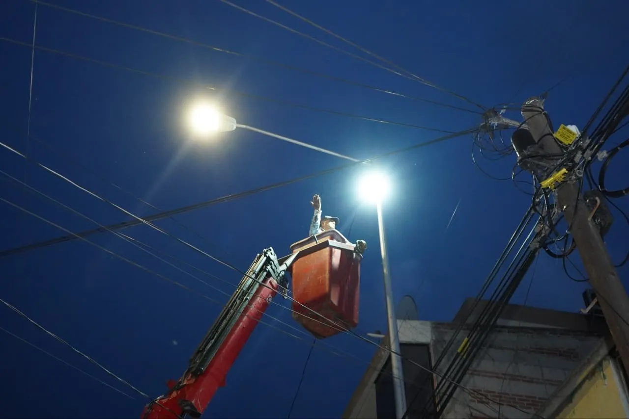 Alumbrado LED llega a más colonias