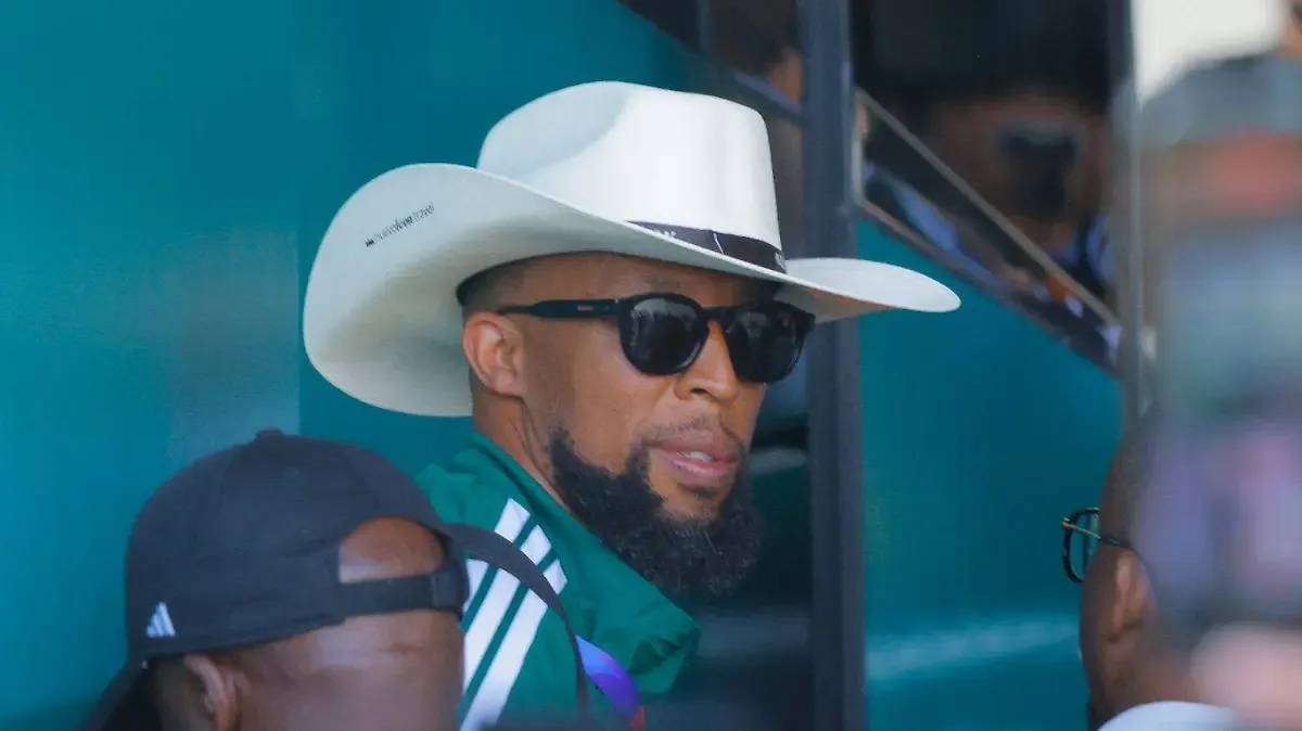 Con norteño y sombreros: Sudáfrica llegó a Monterrey para su partido ante Corea del Sur