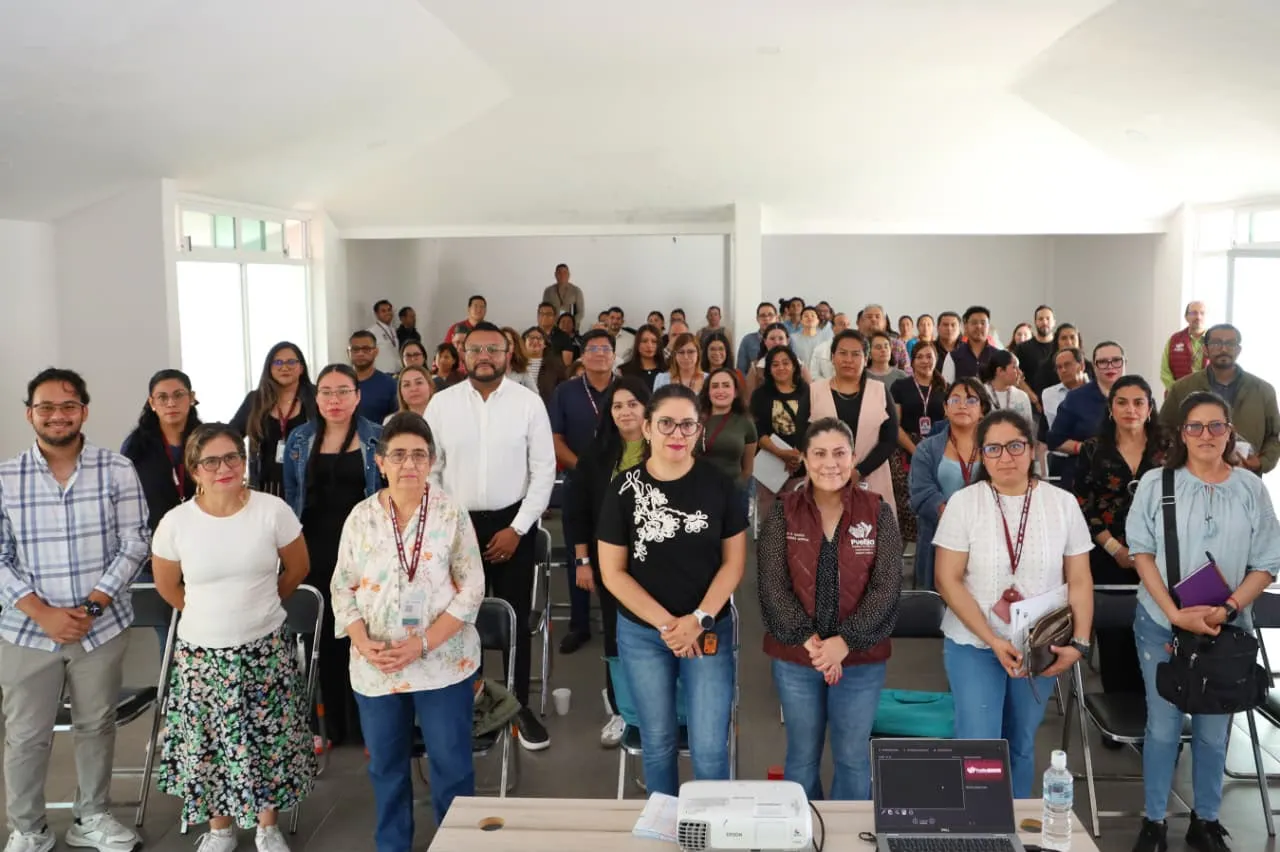 Capacitan a enlaces municipales para fortalecer transparencia y acceso a la información en Puebla