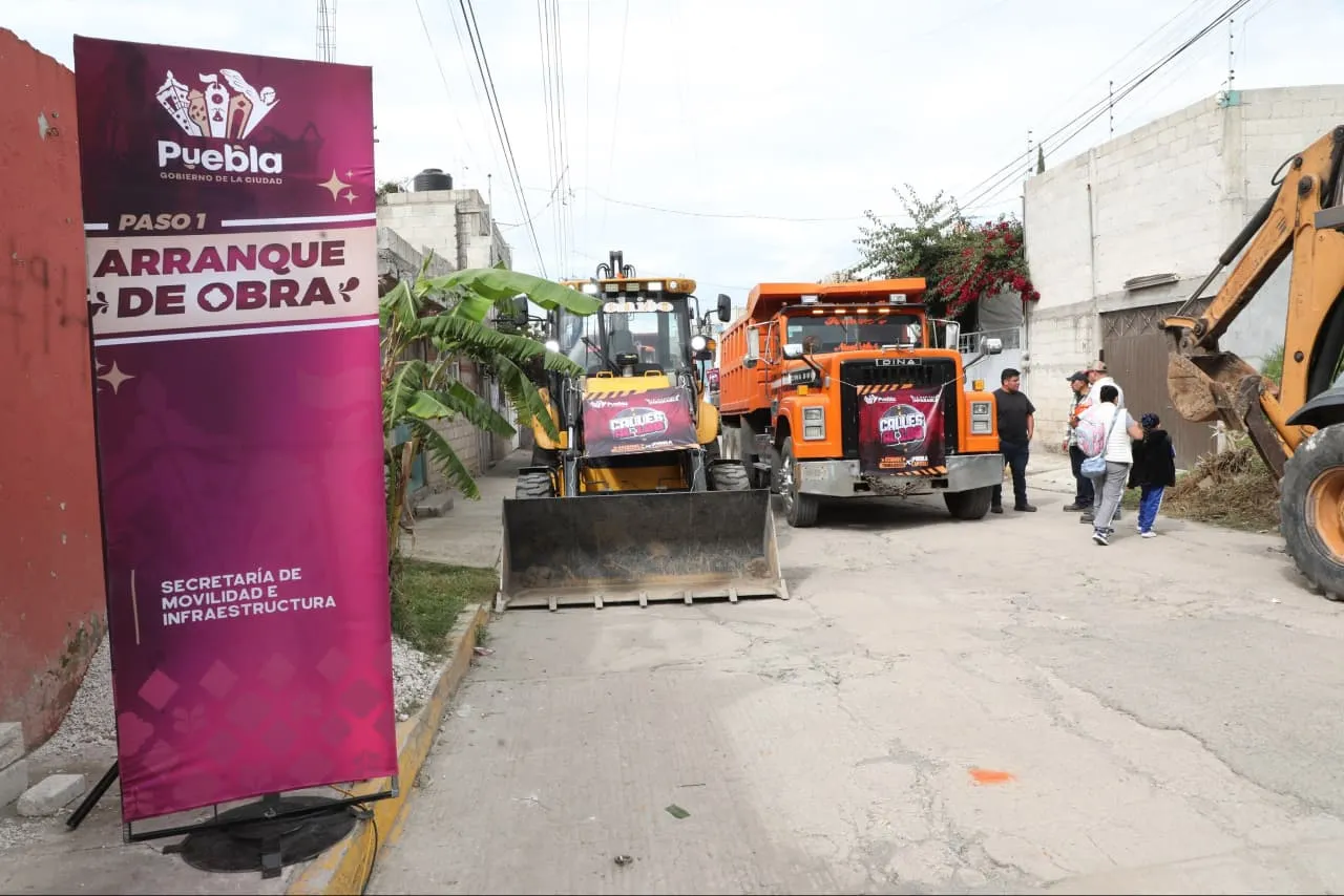 Puebla refuerza infraestructura vial en juntas auxiliares con estrategia #CallesAl100