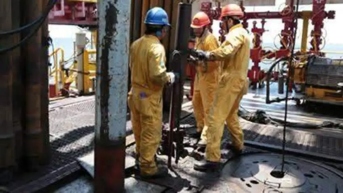 Producción de Pemex cae en el primer mes de Carpio Fragoso