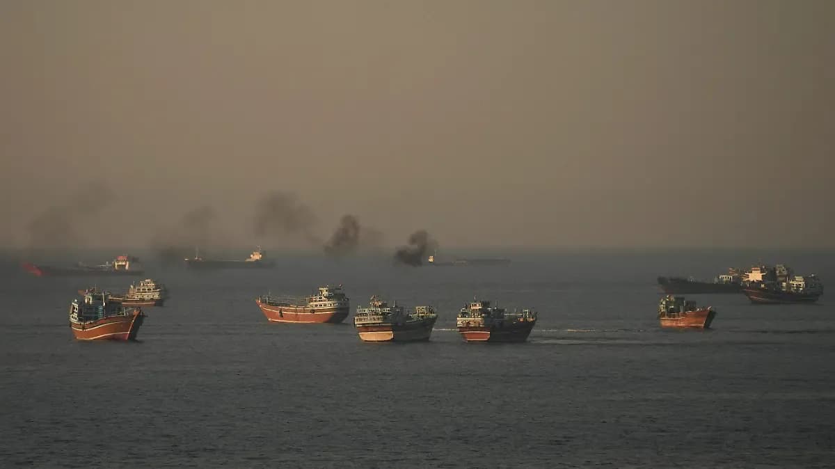 EU lanza potentes bombardeos contra Irán tras ataques en el estrecho de Ormuz