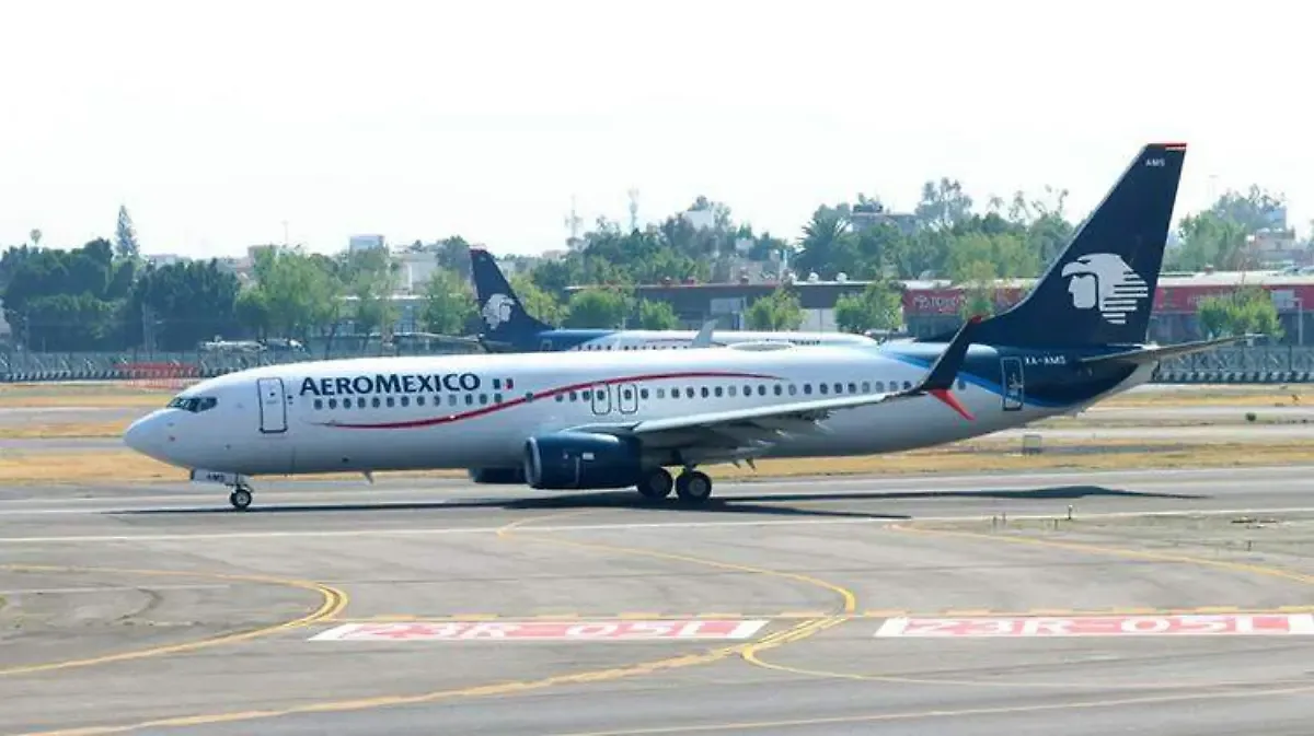 Aerolíneas mexicanas pierden 3 mil 300 millones de pesos por el aumento de la turbosina