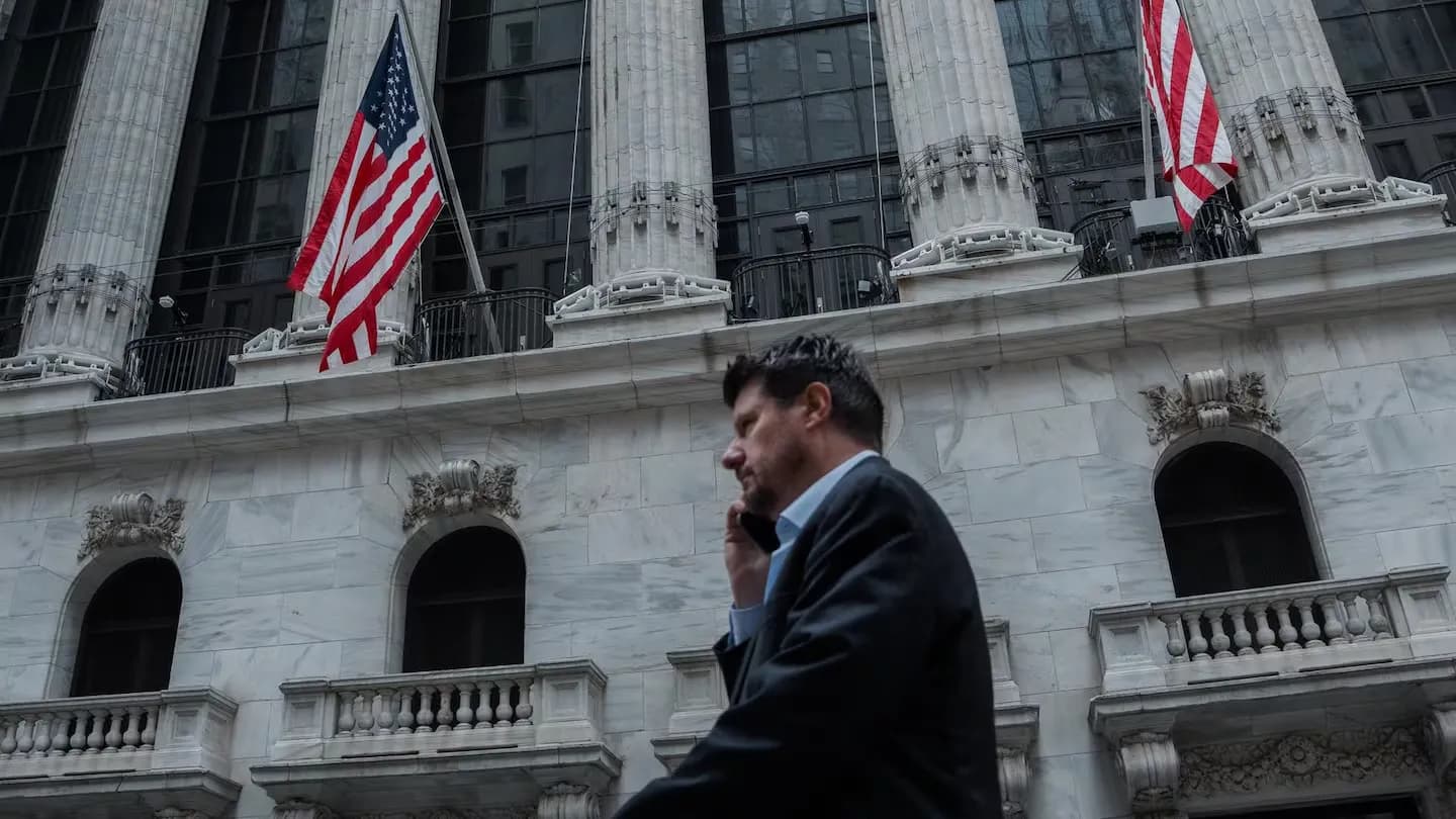 Wall Street cae mientras inversionistas esperan decisión de la Reserva Federal