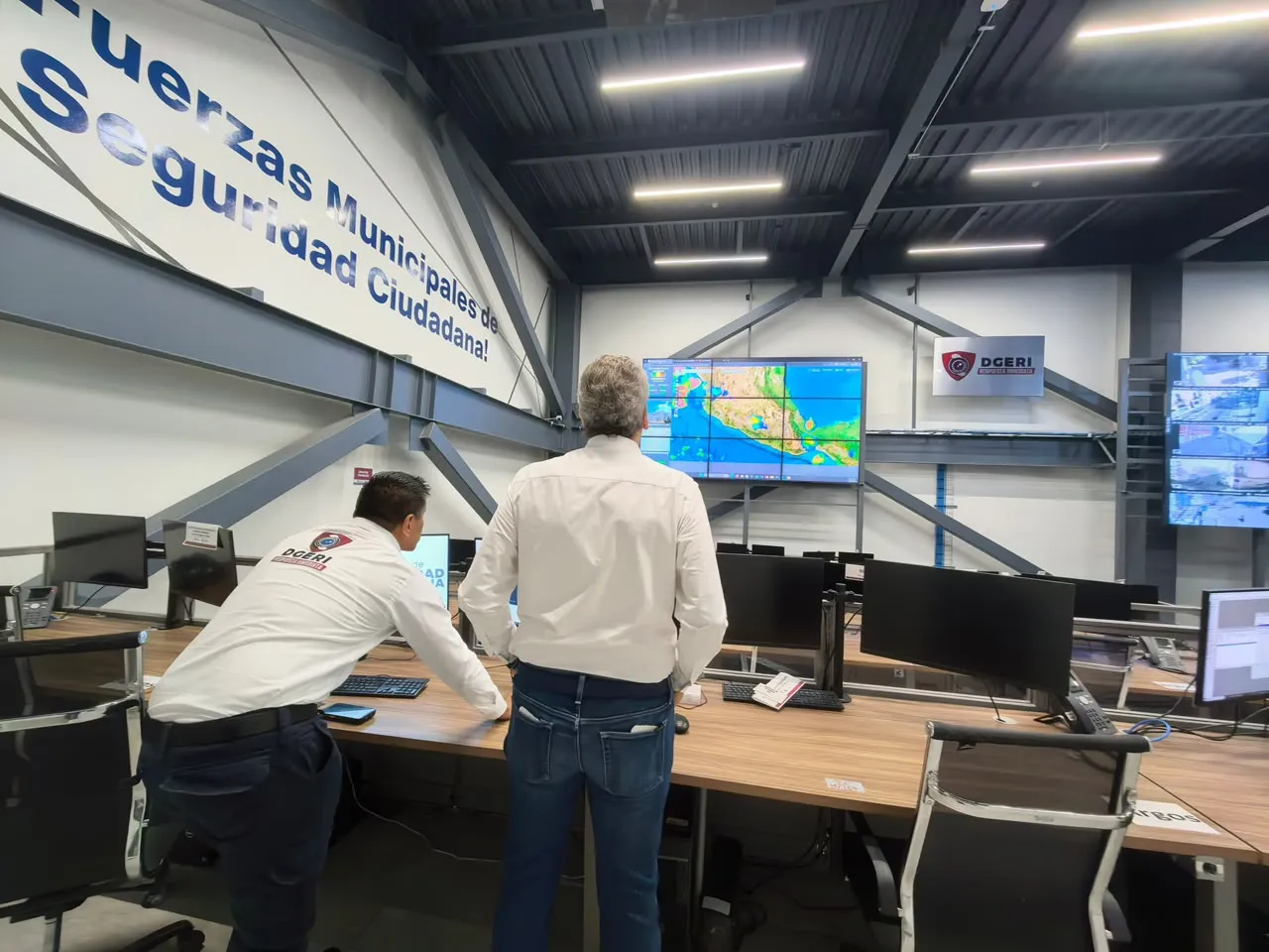 Presidente municipal de Puebla supervisa el monitoreo de vasos reguladores por las lluvias