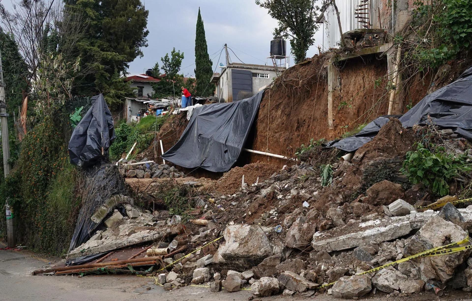 Protección Civil alerta por lluvias intensas, inundaciones y deslaves en varios estados de México
