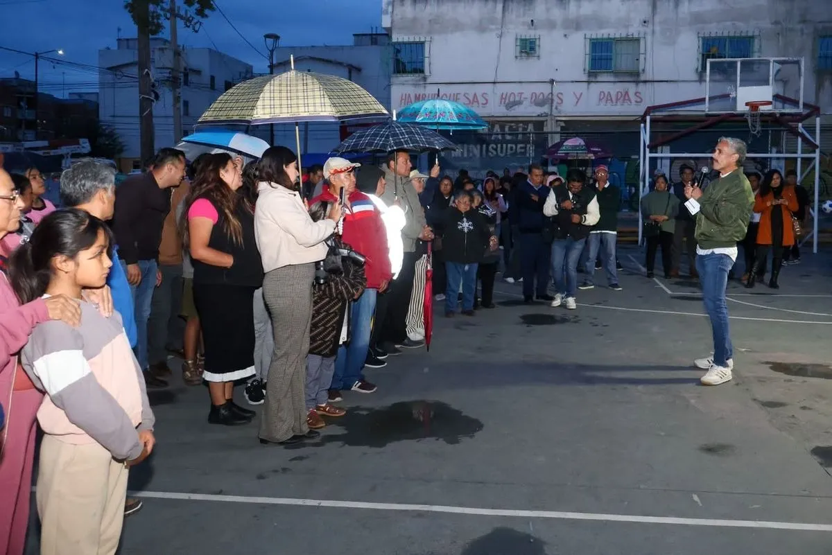Ayuntamiento de Puebla completa modernización de alumbrado público en Villa Frontera